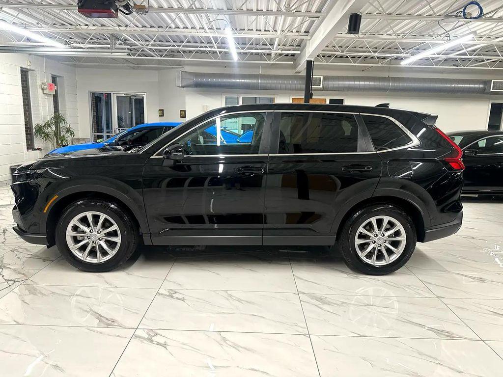 used 2025 Honda CR-V car, priced at $29,375