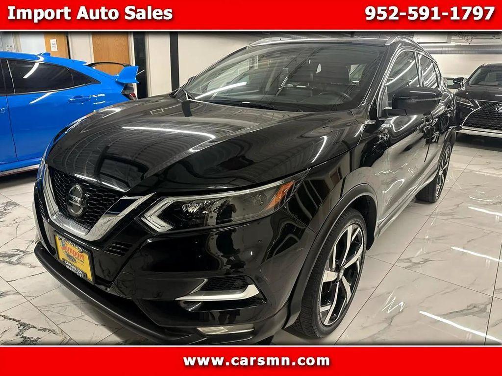 used 2020 Nissan Rogue Sport car, priced at $17,998