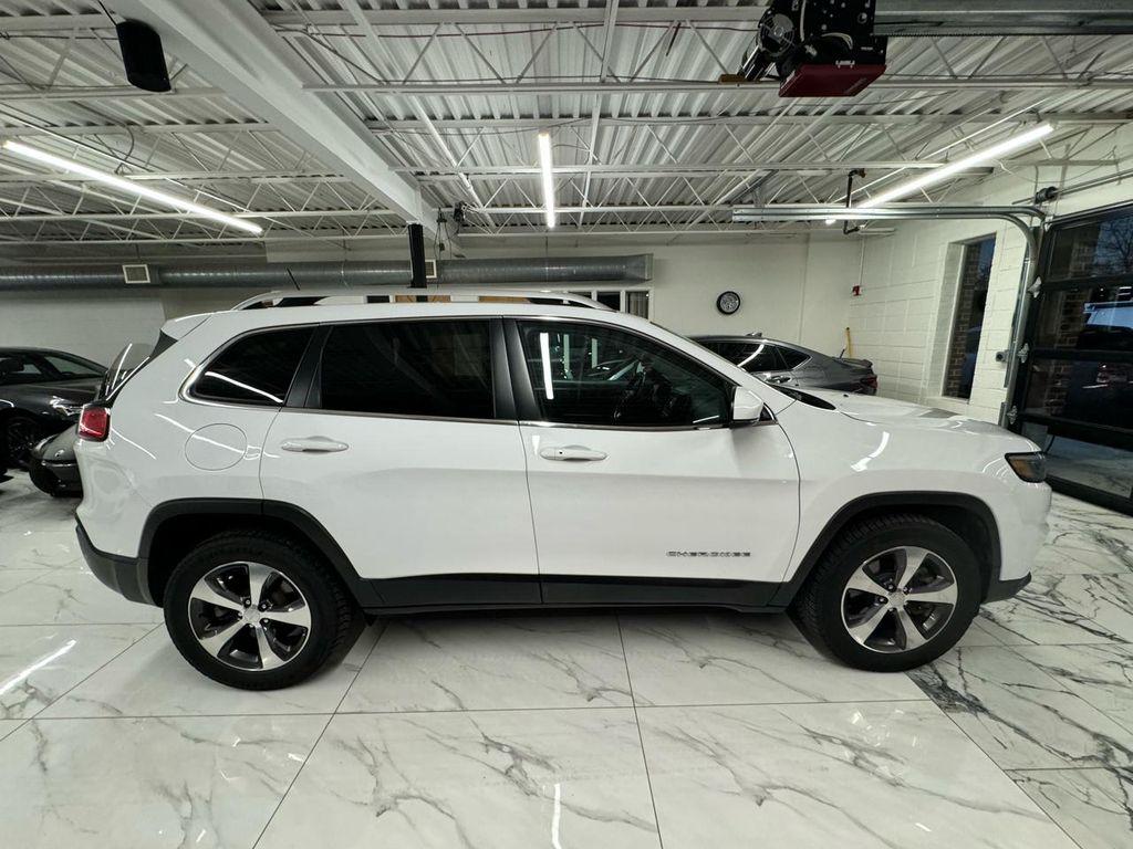 used 2019 Jeep Cherokee car, priced at $15,998