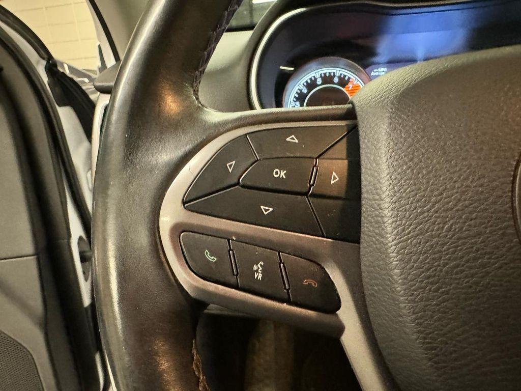 used 2019 Jeep Cherokee car, priced at $15,998