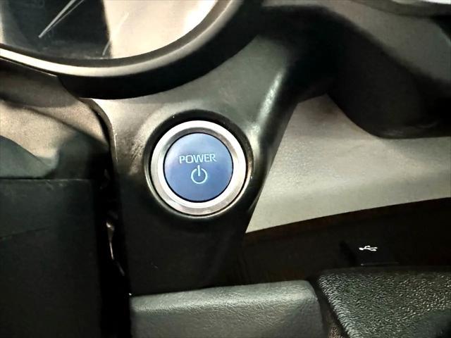 used 2023 Toyota Sienna car, priced at $52,998