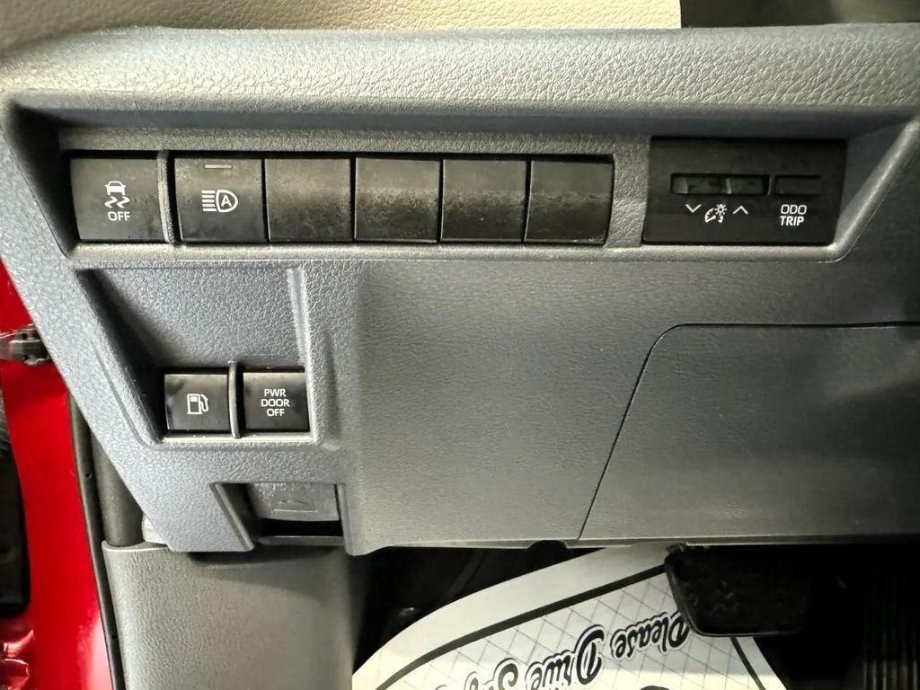 used 2021 Toyota Sienna car, priced at $30,757