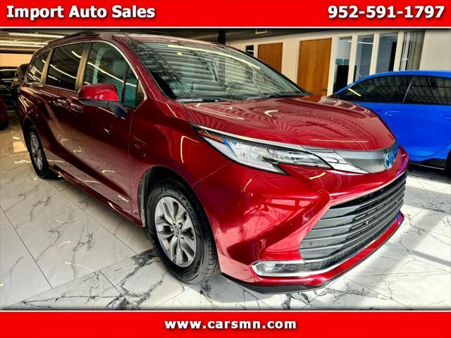 used 2021 Toyota Sienna car, priced at $30,998