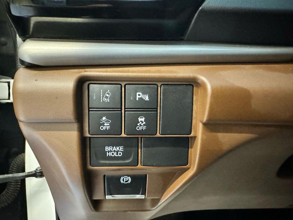 used 2020 Acura RDX car, priced at $16,998