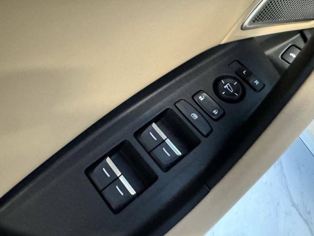 used 2025 Acura TLX car, priced at $27,498