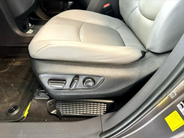 used 2022 Toyota Sienna car, priced at $32,998