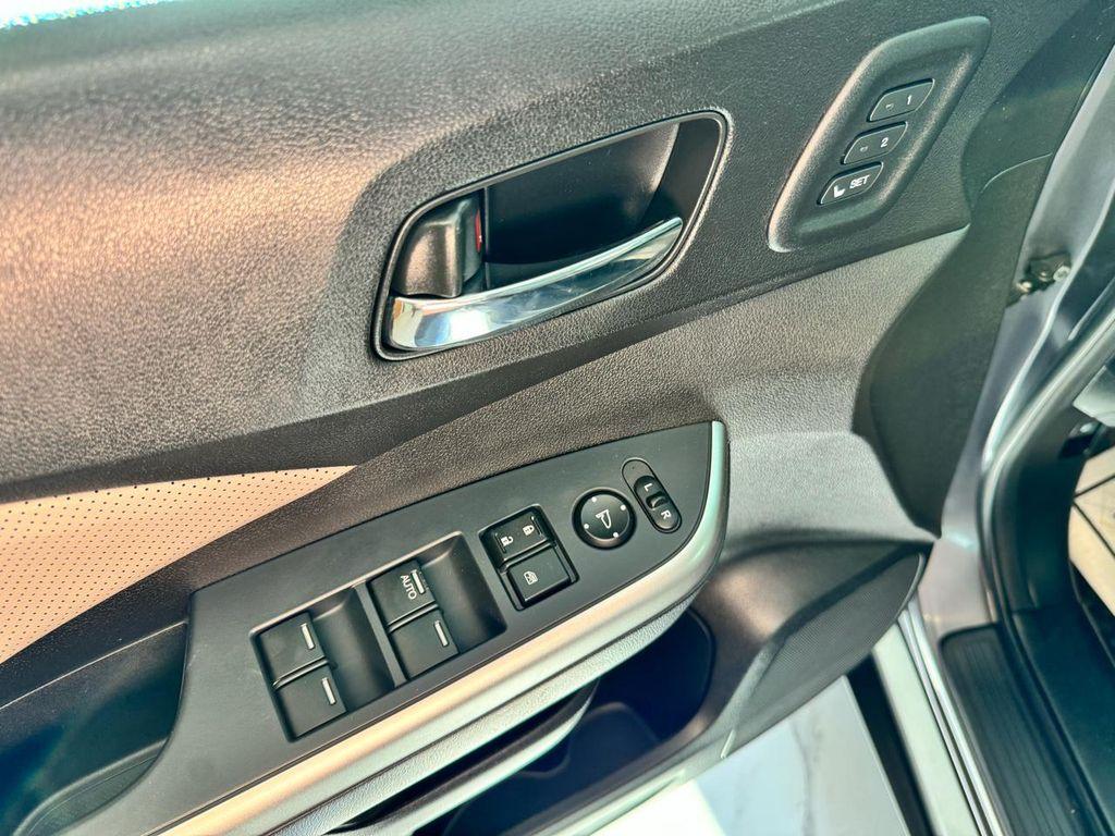 used 2015 Honda CR-V car, priced at $16,998