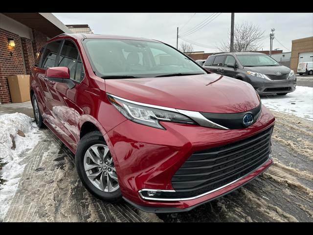 used 2022 Toyota Sienna car, priced at $29,557