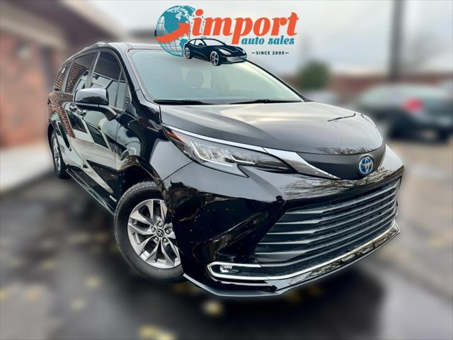 used 2021 Toyota Sienna car, priced at $30,998