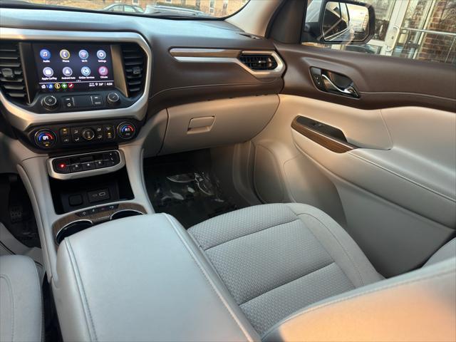 used 2023 GMC Acadia car, priced at $24,997