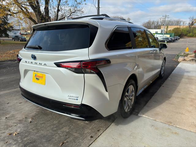 used 2024 Toyota Sienna car, priced at $43,998