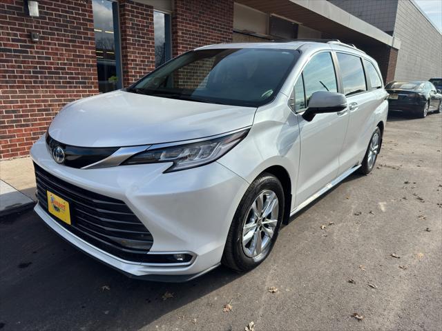 used 2024 Toyota Sienna car, priced at $43,998