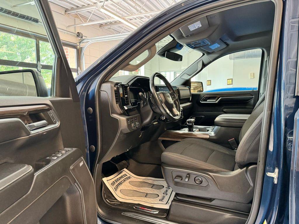 used 2023 Chevrolet Silverado 1500 car, priced at $34,998