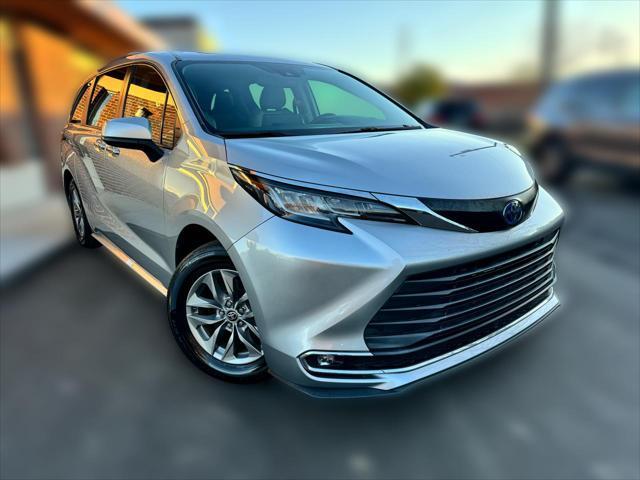 used 2022 Toyota Sienna car, priced at $34,998