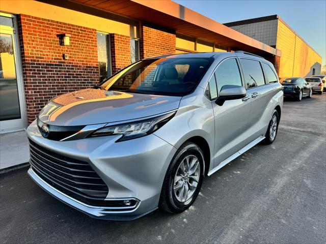 used 2022 Toyota Sienna car, priced at $34,998