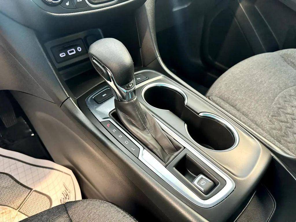 used 2022 Chevrolet Equinox car, priced at $16,998