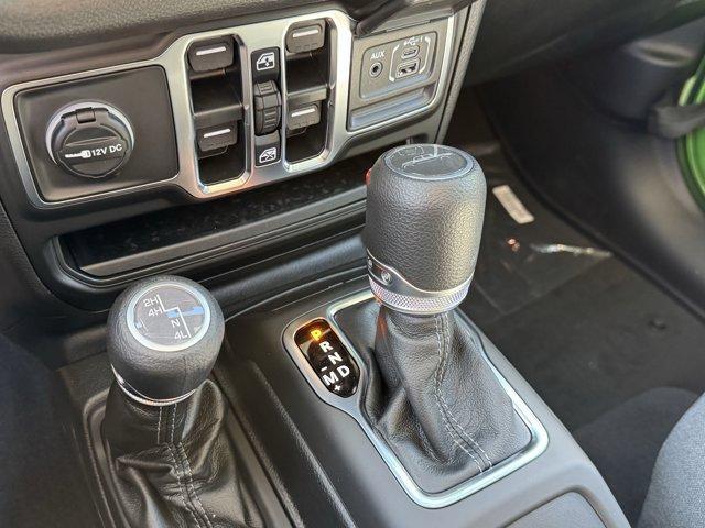 new 2025 Jeep Gladiator car, priced at $49,275