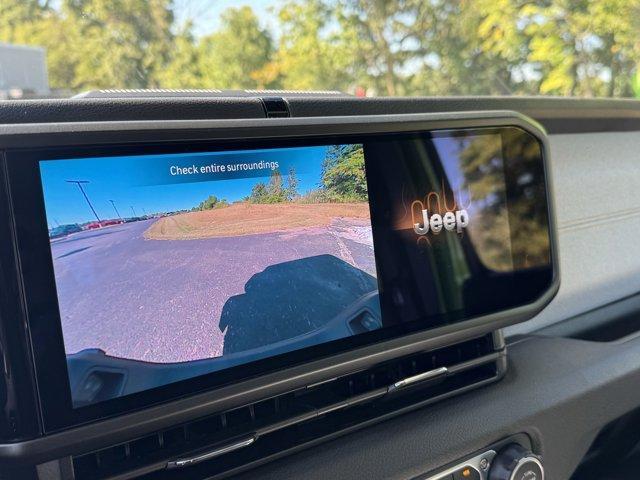 new 2025 Jeep Gladiator car, priced at $49,275