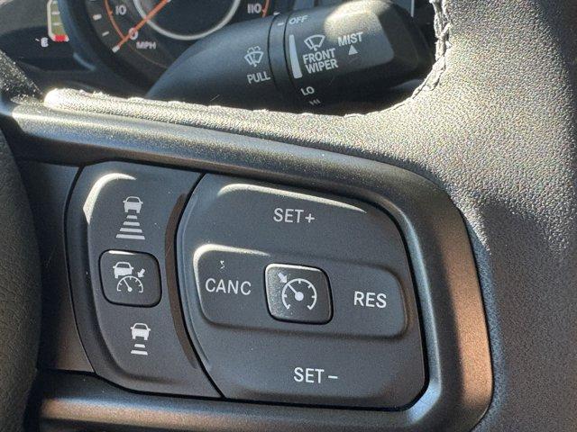 new 2025 Jeep Gladiator car, priced at $49,275