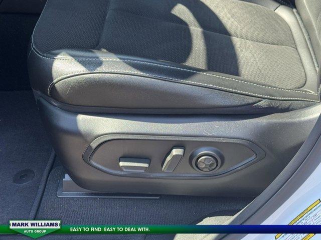 used 2024 Jeep Grand Cherokee car, priced at $34,999