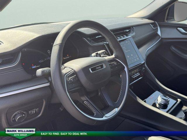 used 2024 Jeep Grand Cherokee car, priced at $34,999