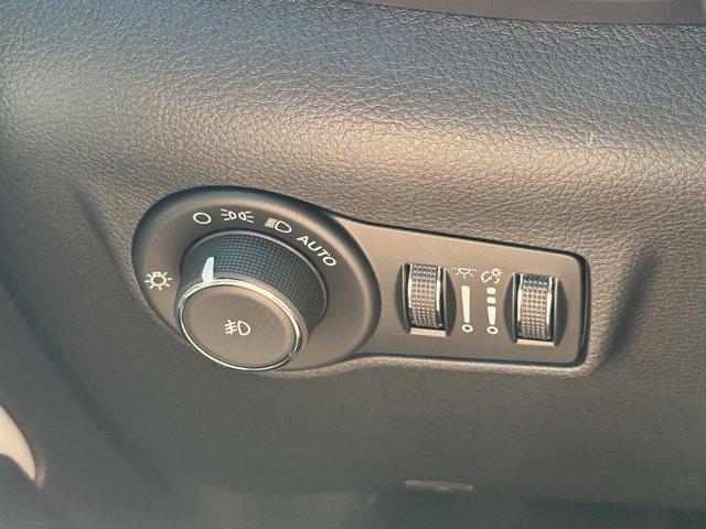 new 2025 Jeep Compass car, priced at $38,360