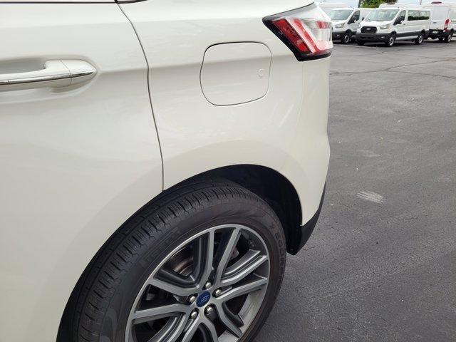 used 2021 Ford Edge car