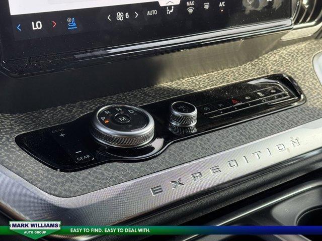 used 2025 Ford Expedition car, priced at $79,999