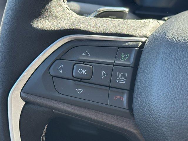 new 2025 Jeep Grand Cherokee car, priced at $58,430