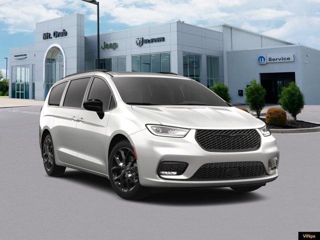 new 2024 Chrysler Pacifica car, priced at $50,250