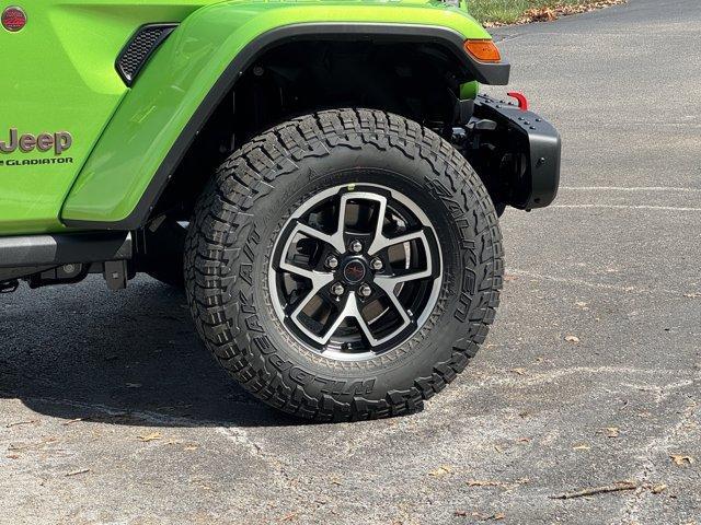 new 2025 Jeep Gladiator car, priced at $64,415