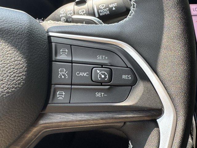 new 2025 Jeep Grand Cherokee car, priced at $52,935