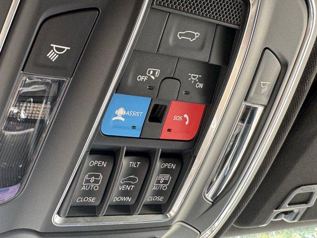 new 2025 Jeep Grand Cherokee car, priced at $52,935