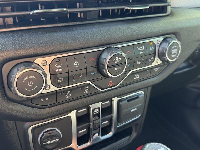 new 2025 Jeep Wrangler car, priced at $50,540