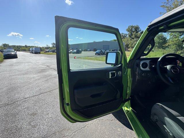 new 2025 Jeep Wrangler car, priced at $50,540