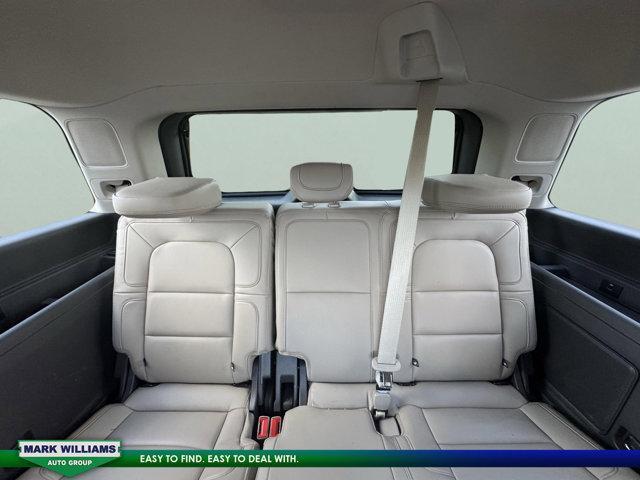 used 2022 Lincoln Navigator car, priced at $56,057