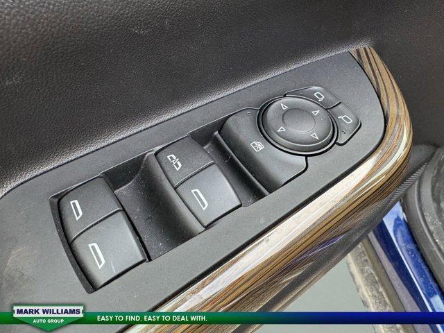 used 2023 GMC Acadia car, priced at $25,900