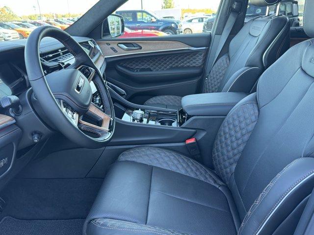 new 2025 Jeep Grand Cherokee car, priced at $67,965