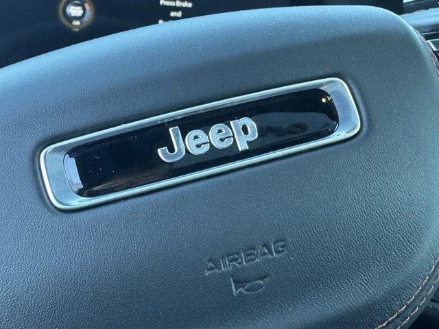 new 2025 Jeep Grand Cherokee car, priced at $67,965