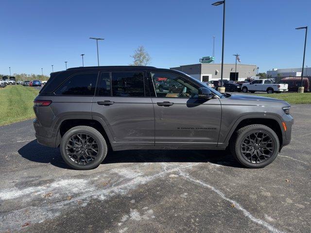 new 2025 Jeep Grand Cherokee car, priced at $68,560