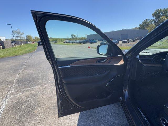 new 2025 Jeep Grand Cherokee car, priced at $68,560