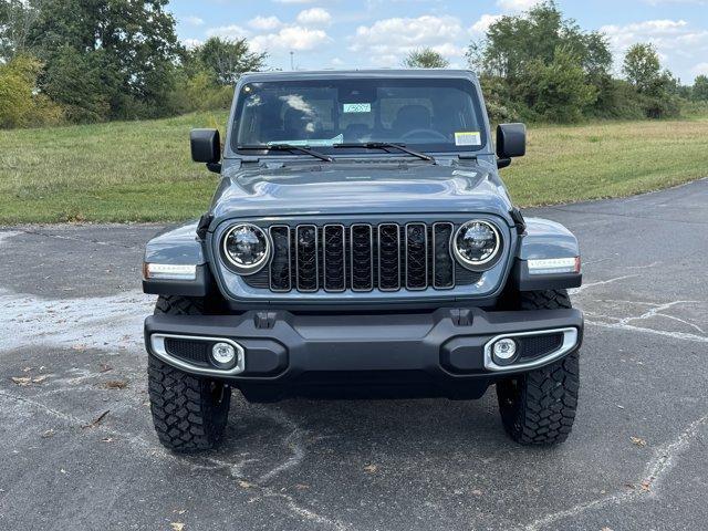 new 2025 Jeep Gladiator car, priced at $53,935