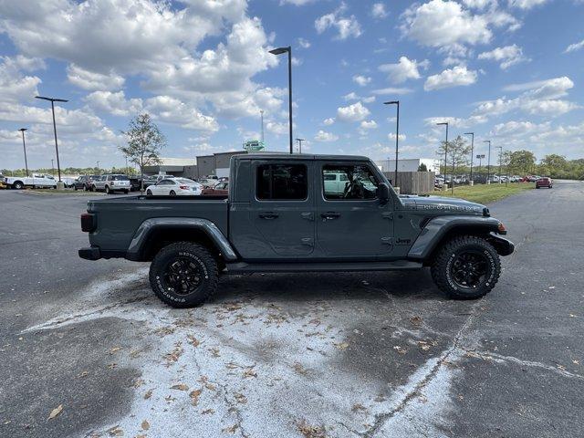 new 2025 Jeep Gladiator car, priced at $53,935