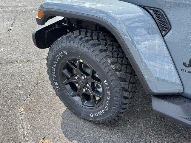 new 2025 Jeep Gladiator car, priced at $53,935