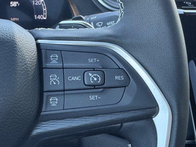 new 2025 Jeep Grand Cherokee car, priced at $48,775