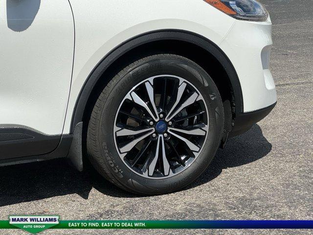 used 2022 Ford Escape car, priced at $23,995
