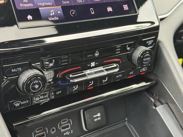 new 2025 Jeep Grand Cherokee car, priced at $46,560