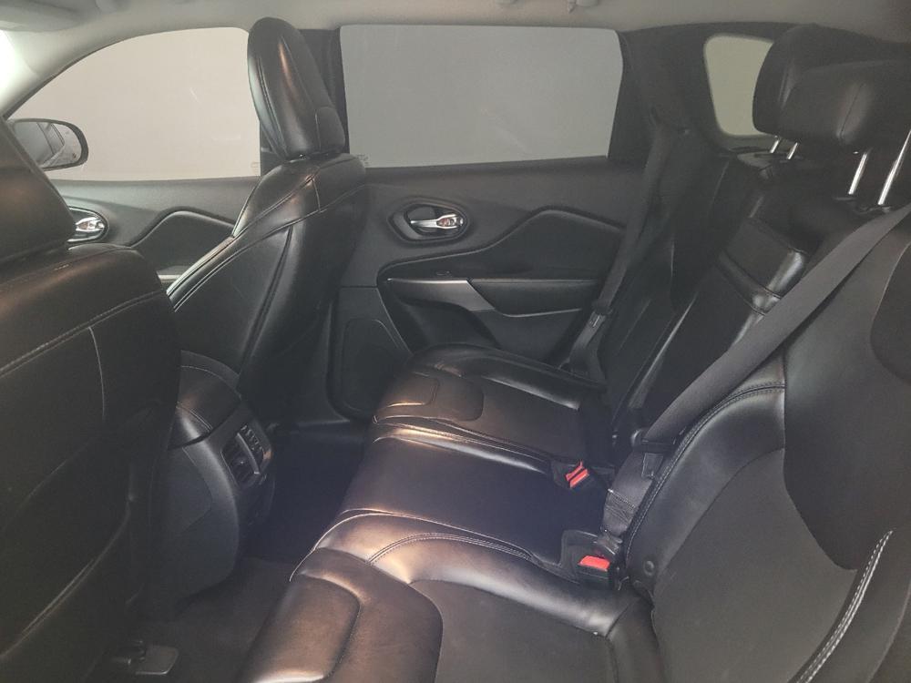 used 2019 Jeep Cherokee car, priced at $15,395