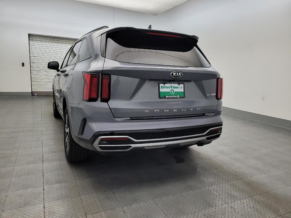 used 2021 Kia Sorento car, priced at $28,095
