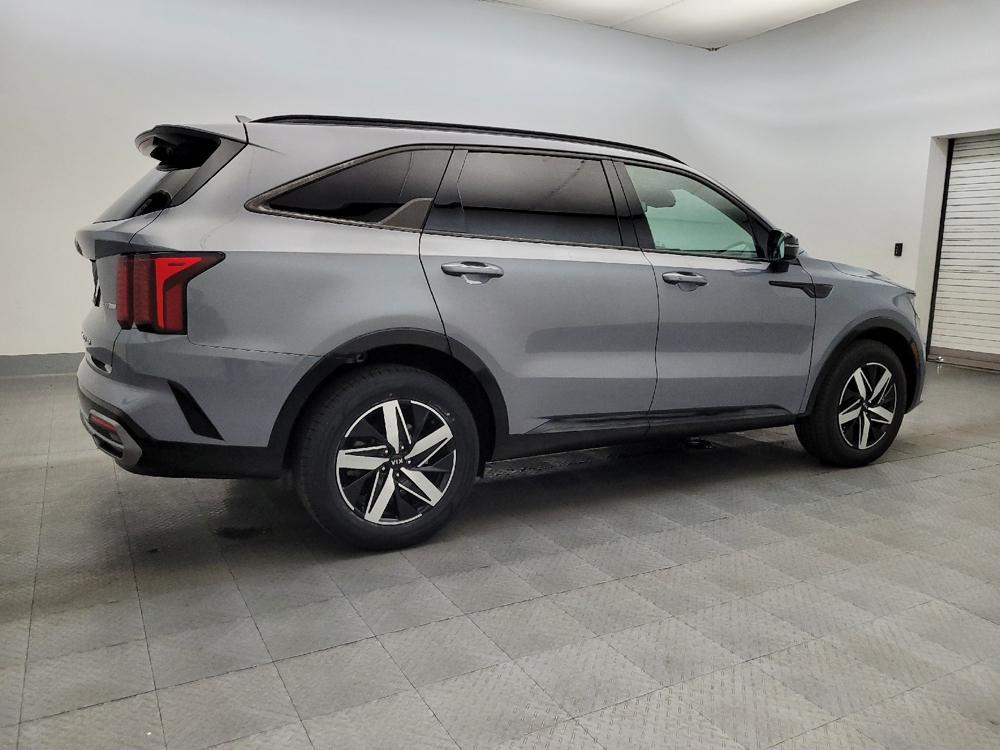 used 2021 Kia Sorento car, priced at $28,095